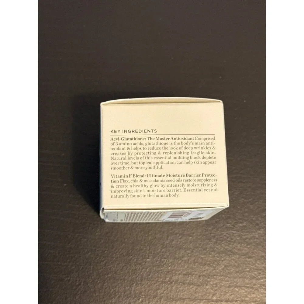 Perricone MD silky solution
